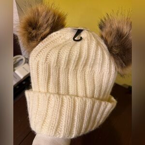 Winter hat for girls NEW with tags